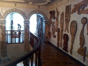 Арт-галерея «ААС» в Сочи: мир скульптурной резьбы по дереву