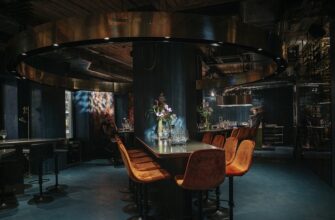 Бар Big Wine Freaks на Большой Никитской: европейская кухня и изысканные вина