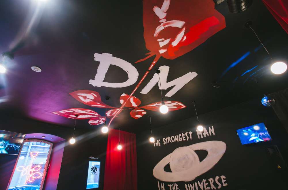 Депеш Мод бар / Depeche Mode Bar
