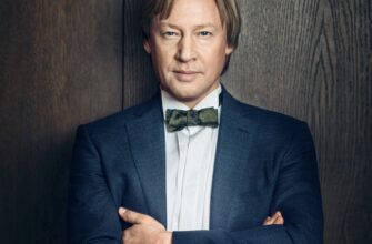 Дмитрий Харатьян
