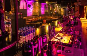 Драй энд Вет Коктейл бар / Dry & Wet Cocktail Bar — фото 8