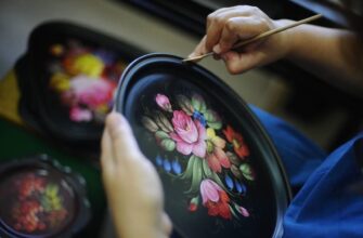 Из Москвы на экскурсии в Жостово и Федоскино