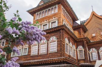 Экскурсия по дворцу царя Алексея Михайловича в Коломенском