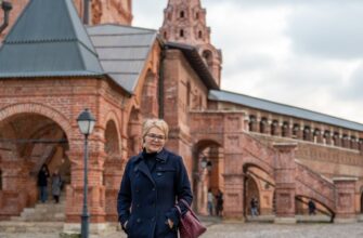 Фотопрогулка «П&П (полезное с приятным) по Крутицкому подворью Москвы»