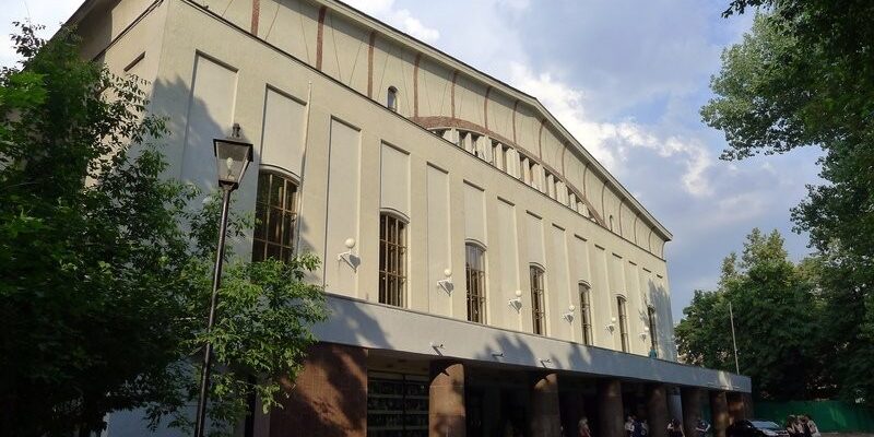 Государственный академический театр имени Моссовета