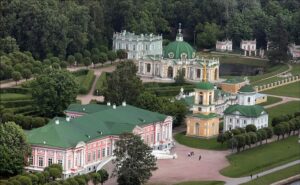 Государственный музей керамики и Усадьба Кусково XVIII века в Москве