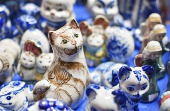 Гжельский куст: история бело-голубого символа России — из Москвы