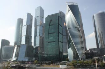 Идеи стеклянной архитектуры на прогулке по Москва-Сити (в мини-группе)