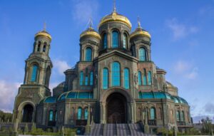 Из Москвы — к Главному храму Вооружённых сил России