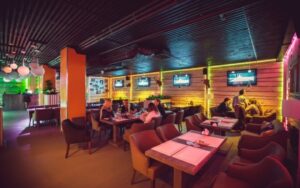 Кафе-бар «Follow Me Cafe» в Сочи: уют и гастрономия у подъемника