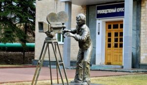 Киноконцерн «Мосфильм»: легендарная киностудия и центр киноискусства в Москве