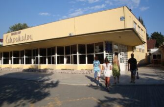 Кинотеатр «Комсомолец» — уютный уголок Сочи для любителей кино