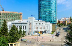 Клуб «Революция»: культурный центр Новосибирска для всех возрастов