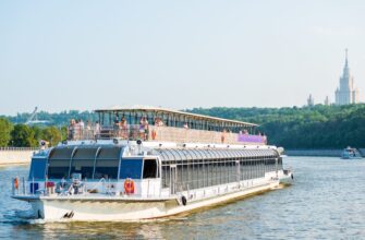 Концерт «Золотые хиты 80-90-х» — на панорамном теплоходе River Palace