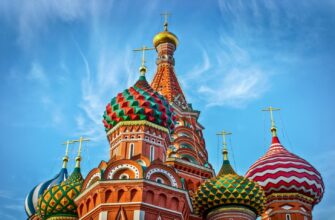 Красная площадь: 7 эпох за 90 минут