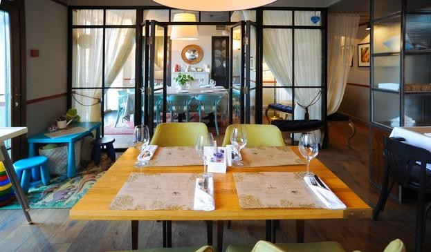 Kroo Cafe