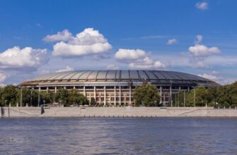 Круговой маршрут от причала «Киевский» — на теплоходе «Флагман»