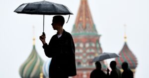 Куда пойти в Москве в дождь: идеи для плохой погоды — музеи, галереи и крытые прогулки