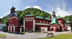 Культурно-этнографический центр «Моя Россия» в Сочи: уникальные традиции и архитектура