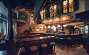 Лайонс Хэд Паб / Lion's Head Pub — фото 3