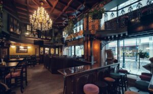 Лайонс Хэд Паб / Lion's Head Pub — фото 4