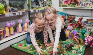 Магазин Dinoshop в парке «Сказка» — фото 4