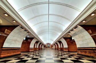 Машина времени в московском метро