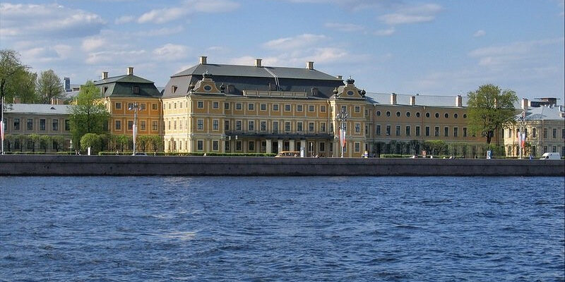 Меншиков Дворец