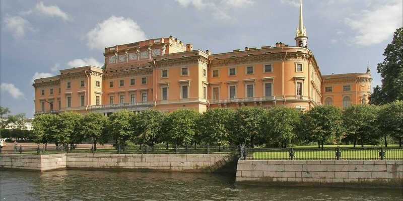 Михайловский замок