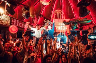 MONICABELLUCCI bar karaoke lounge — атмосферное караоке и ночное веселье в центре Москвы