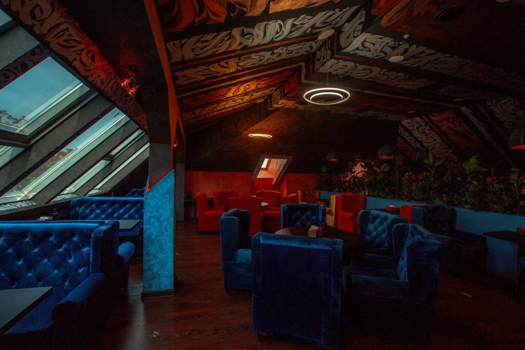 МОС лаунж энд бар / MOS lounge&bar (Баррикадная)