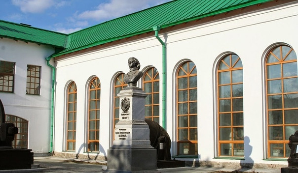 Музей архитектуры и дизайна УрГАХУ в Екатеринбурге: погружение в мир искусства
