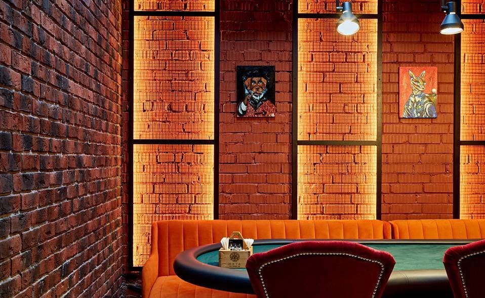Брюме кафе и лаунж / Brume cafe&lounge
