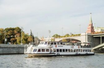 На теплоходе «Флагман» от Китай-города до Киевской