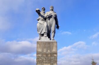 Город трудовой доблести: Екатеринбург в 1941–1945 годах