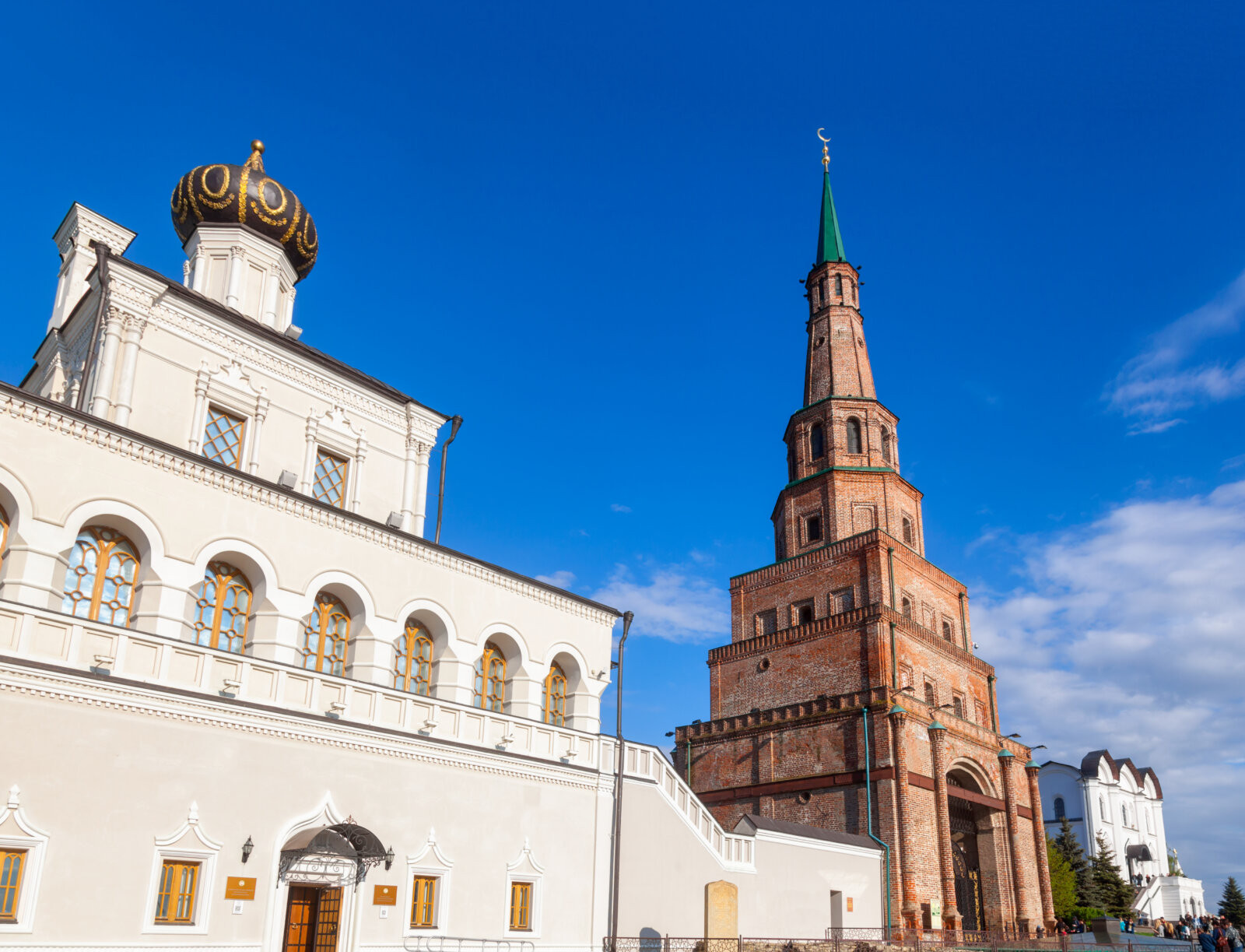 Казанская падающая башня