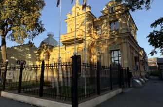 Тени старого города