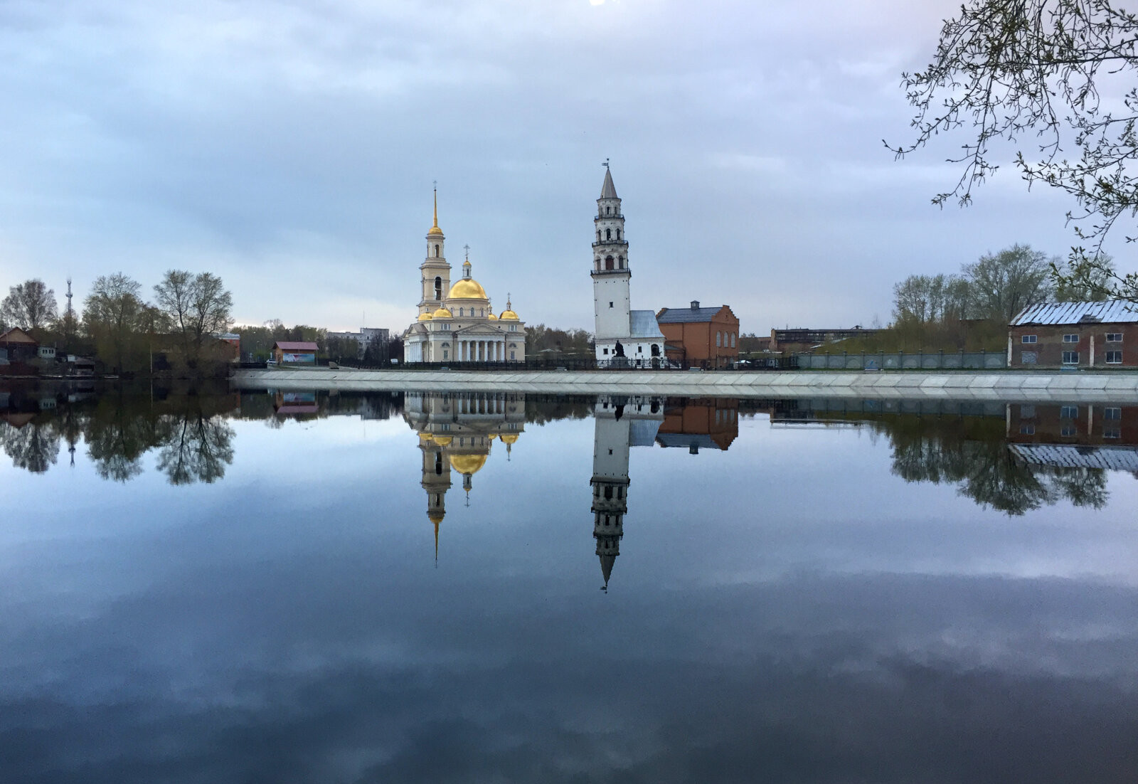 На Урал! К Демидовым! В Невьянск! Из Екатеринбурга