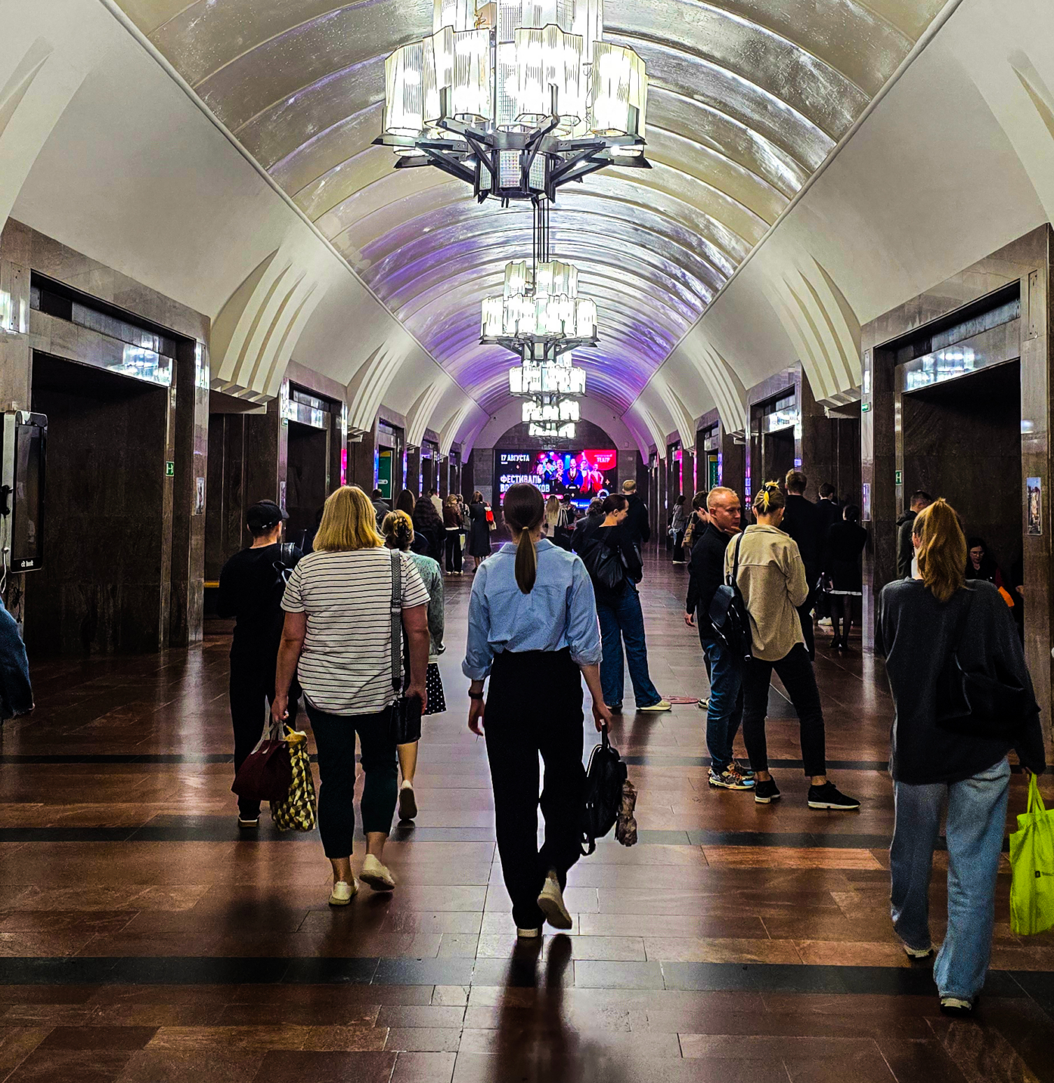 Загадки подземелья: прогулка по станциям метро в Екатеринбурге