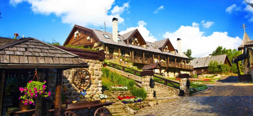 Комплекс отдыха Старая мельница / Черемша / Грот / Корчма