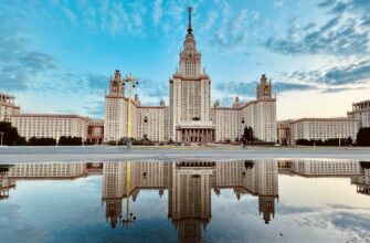 «Высотка номер один»: прогулка вокруг Главного здания МГУ