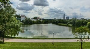 Парк «Новодевичьи пруды»: исторический оазис и природное богатство в Москве