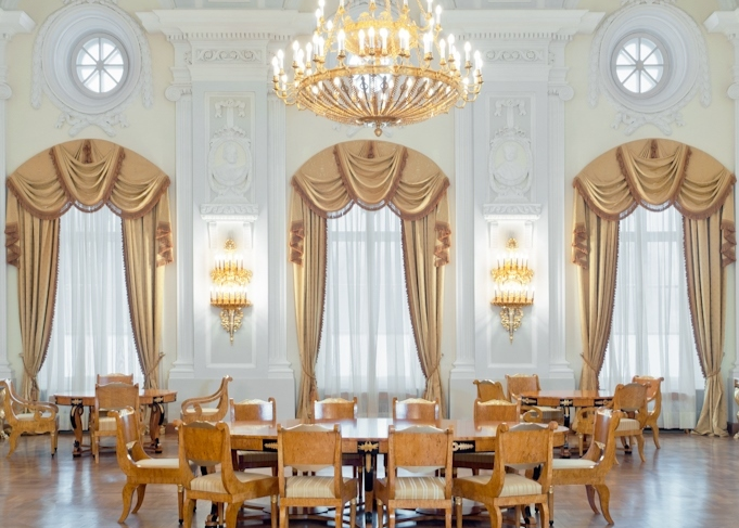 Петровский путевой дворец