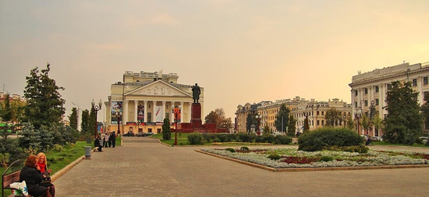 Площадь Свободы