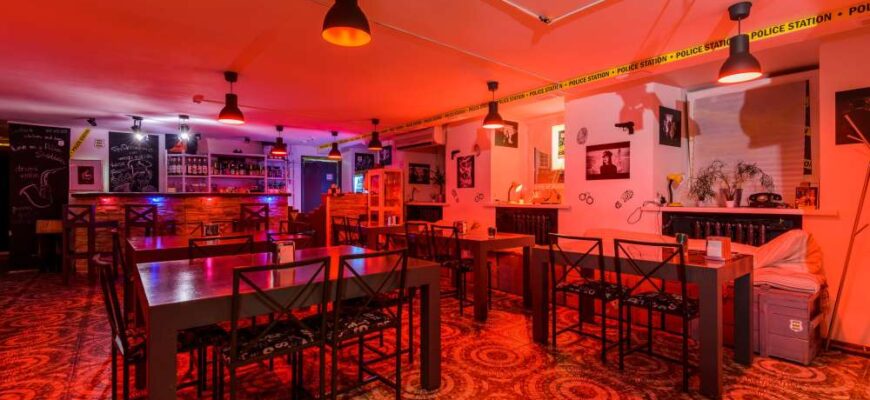 Полис Стэйшен Джаз Клаю / Police Station Jazz Club