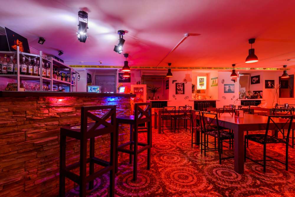 Полис Стэйшен Джаз Клаю / Police Station Jazz Club