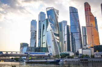 Речная прогулка-бранч от Парка культуры до Москва-Сити