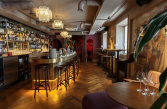 Итальянский ресторан и бар Salone pasta&bar в Центральном районе Санкт-Петербурга