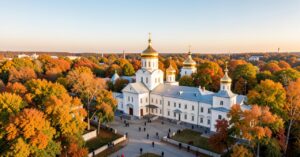 Куда поехать на один день из Москвы осенью 2026: 12 мест до 100 км от МКАД — подробный маршрут, карта и время в пути