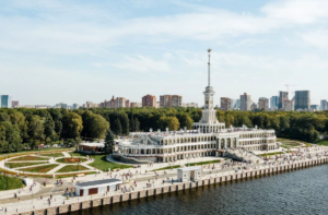 Северный речной вокзал в Москве: история, архитектура и современный досуг